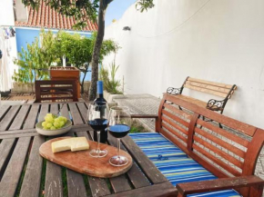 Lisboa - Apartment with Garden - Ajuda Palace & Royal Treasure Museum